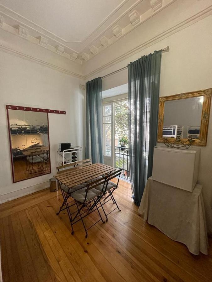 Rostelbem Guesthouse Lisbon Exterior photo