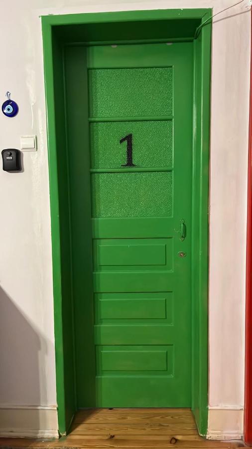 Rostelbem Guesthouse Lisbon Exterior photo