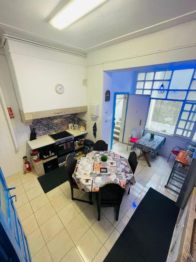 Rostelbem Guesthouse Lisbon Exterior photo