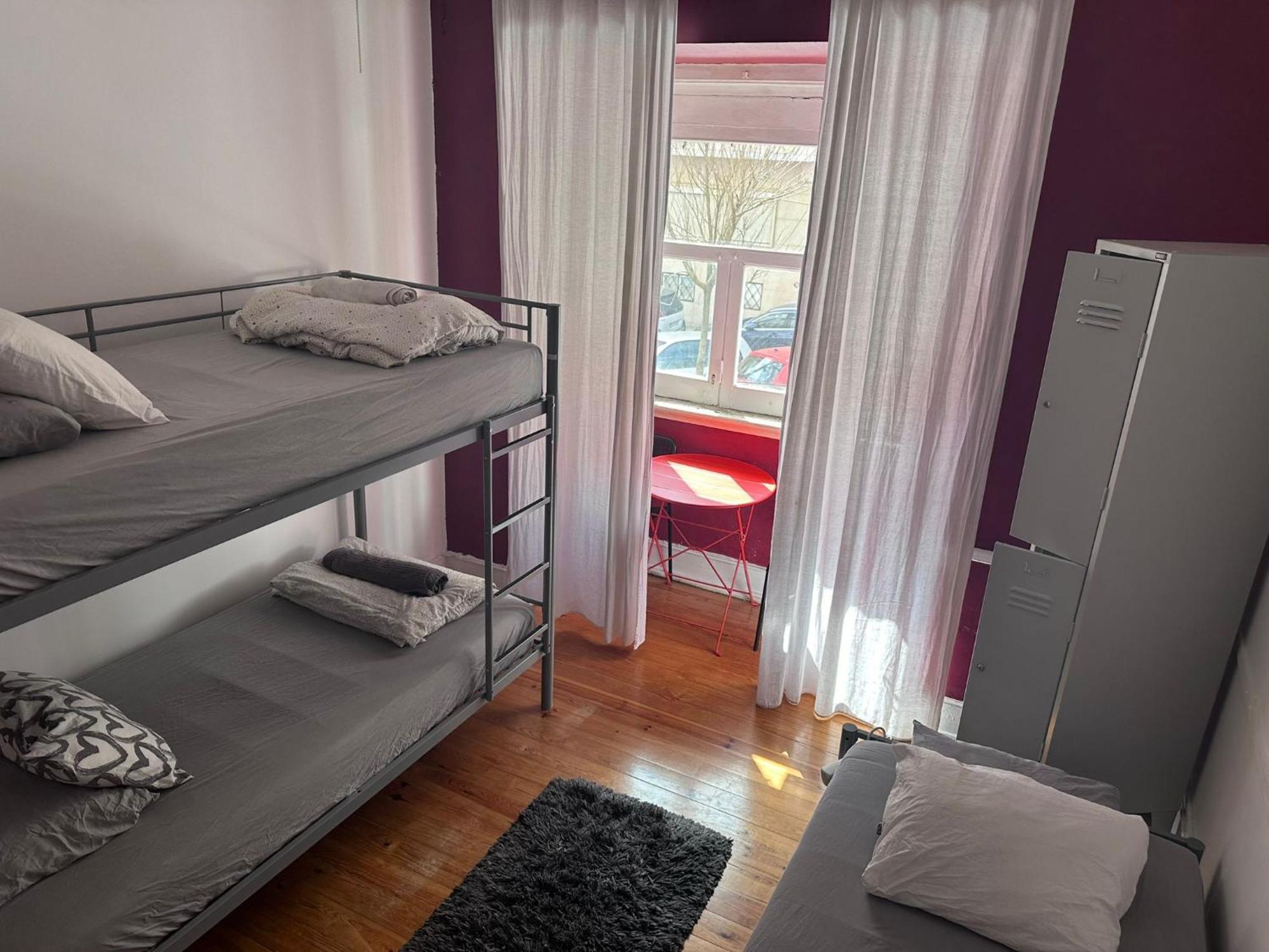 Rostelbem Guesthouse Lisbon Exterior photo